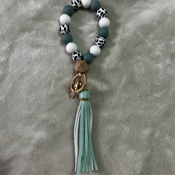 Cute silicone wristlets - Picture 2 of 7